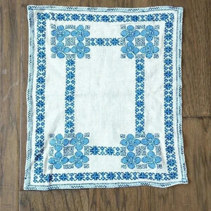 6  Table Napkins